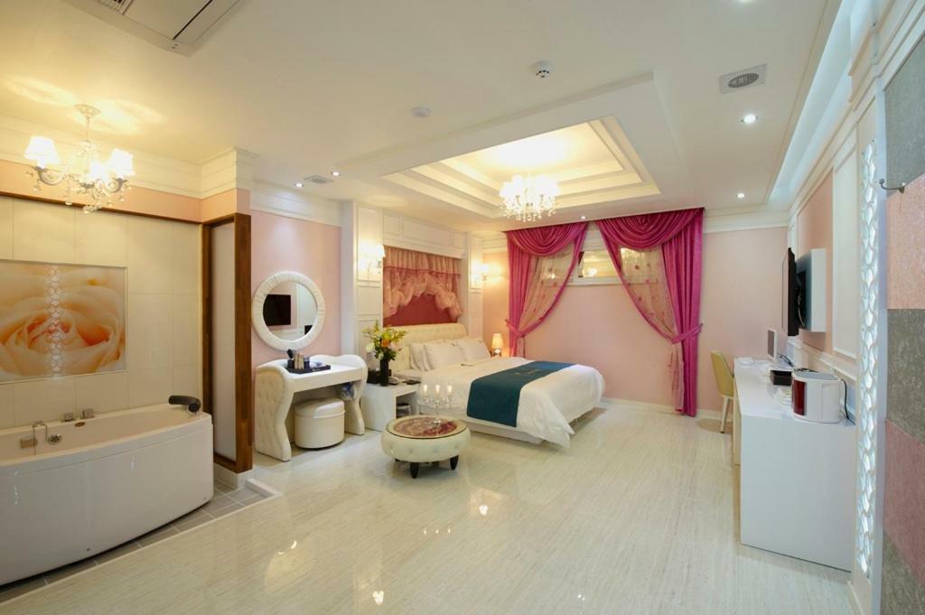 Gwangju Hanam 1St Hotel Gwangju Metropolitan City Bagian luar foto
